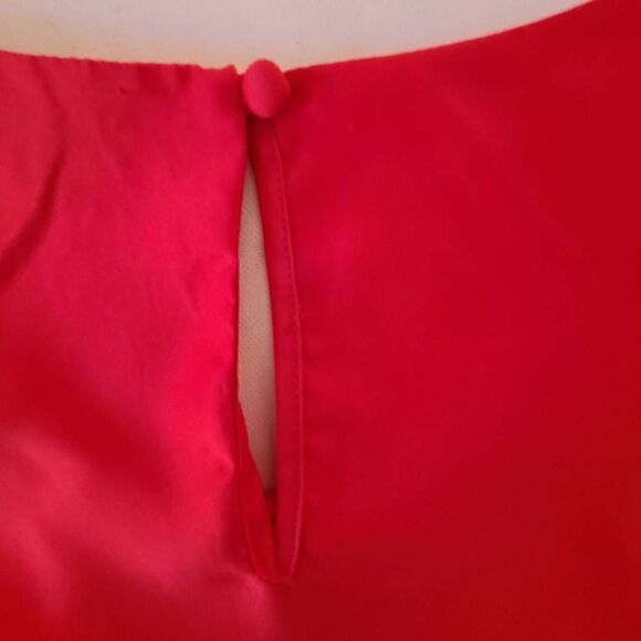 Banana Republic Womens Pleated Neckline Laser Cut Border Red Sleeveless Top Medi - Picture 10 of 12